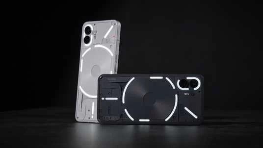 immagine che raffigura lo smartphone nothing phone